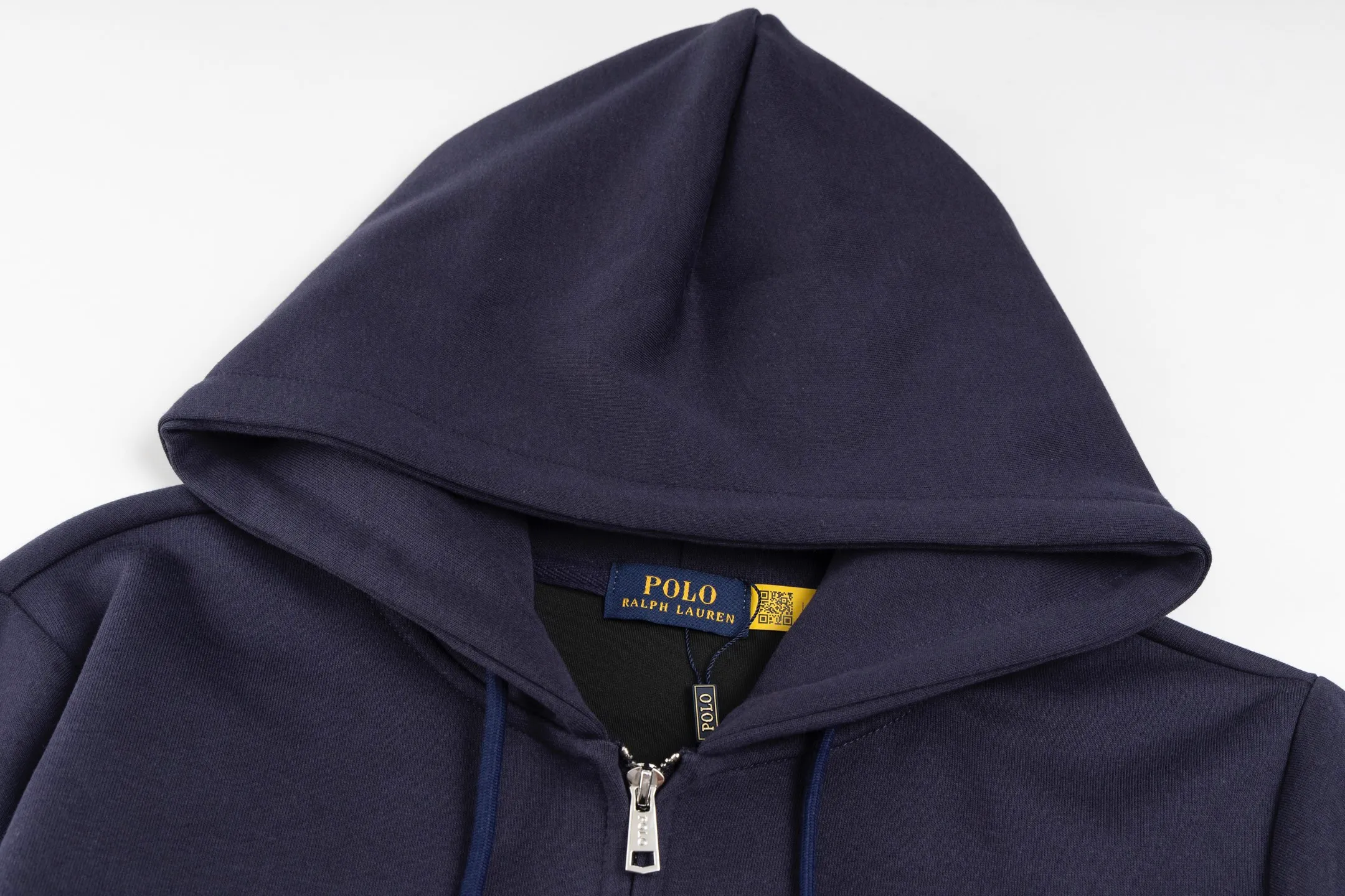 P270 model number B118 Raff embroidered small label hooded jacket POLO official website consistent style Fabric: 450g pure cotton composite material Technology: imported machine full embroidery small label Customized pure cotton two-color stripe thread tight and non-deformation Supporting: complete three labels Cardboard oil paper code sticker packaging High temperature pre-shrinking process before making will not shrink and deformation Imported machine professional plate production os version can wear up to 200 pounds Manual size measurement An error of 2-3cm is normal. Color: black, navy blue, size: s m l xl